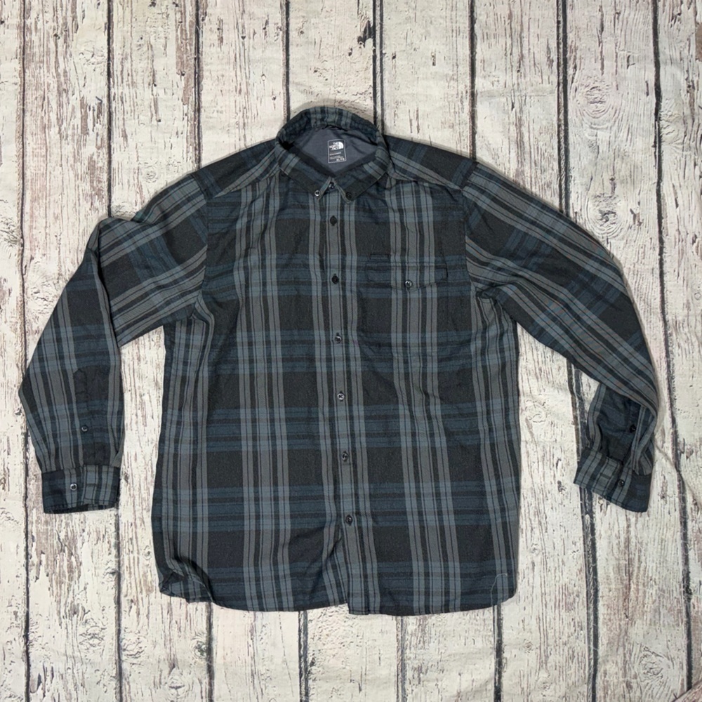 The North Face Gray Plaid button up casual outerwear Men's Shirt